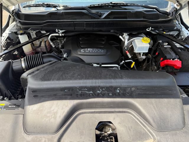 Used 2022 RAM 3500 Tradesman w/ Chrome Appearance Group AWD/4WD image 34