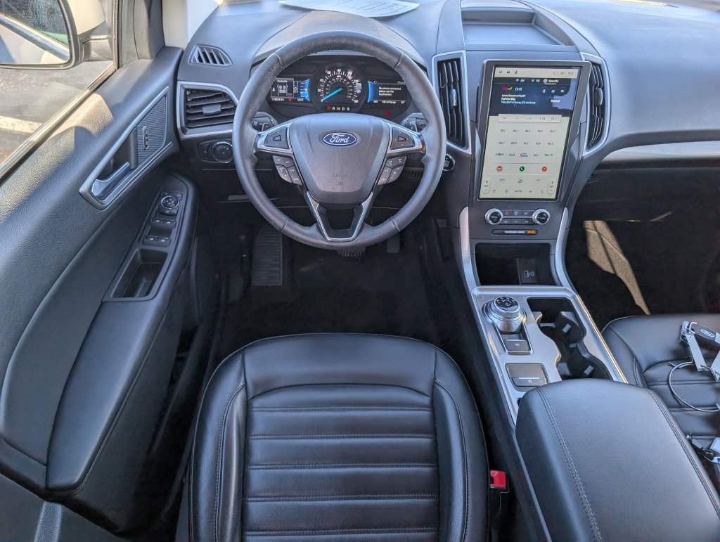 Certified 2024 Ford Edge SEL w/ Convenience Package AWD/4WD image 12