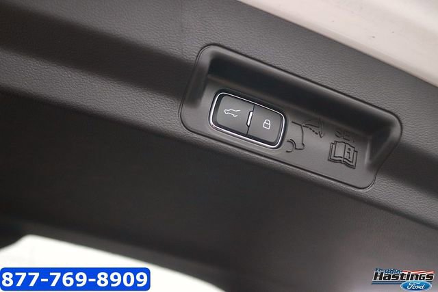 Certified 2025 Ford Explorer ST-Line w/ Premium Package AWD/4WD image 17