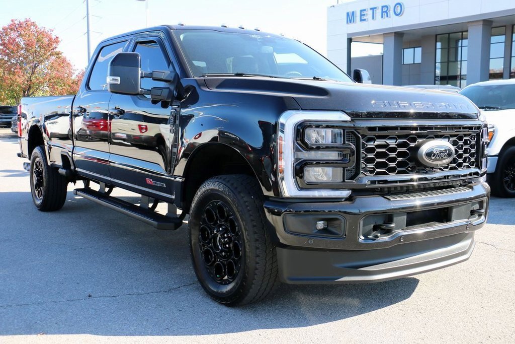 Certified 2025 Ford F350 Lariat w/ Lariat Ultimate Package image 4