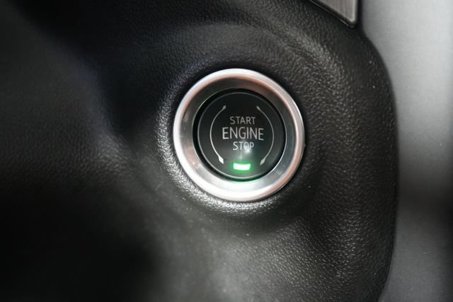 Used 2020 GMC Sierra 1500 Denali w/ Denali Ultimate Package AWD/4WD image 17
