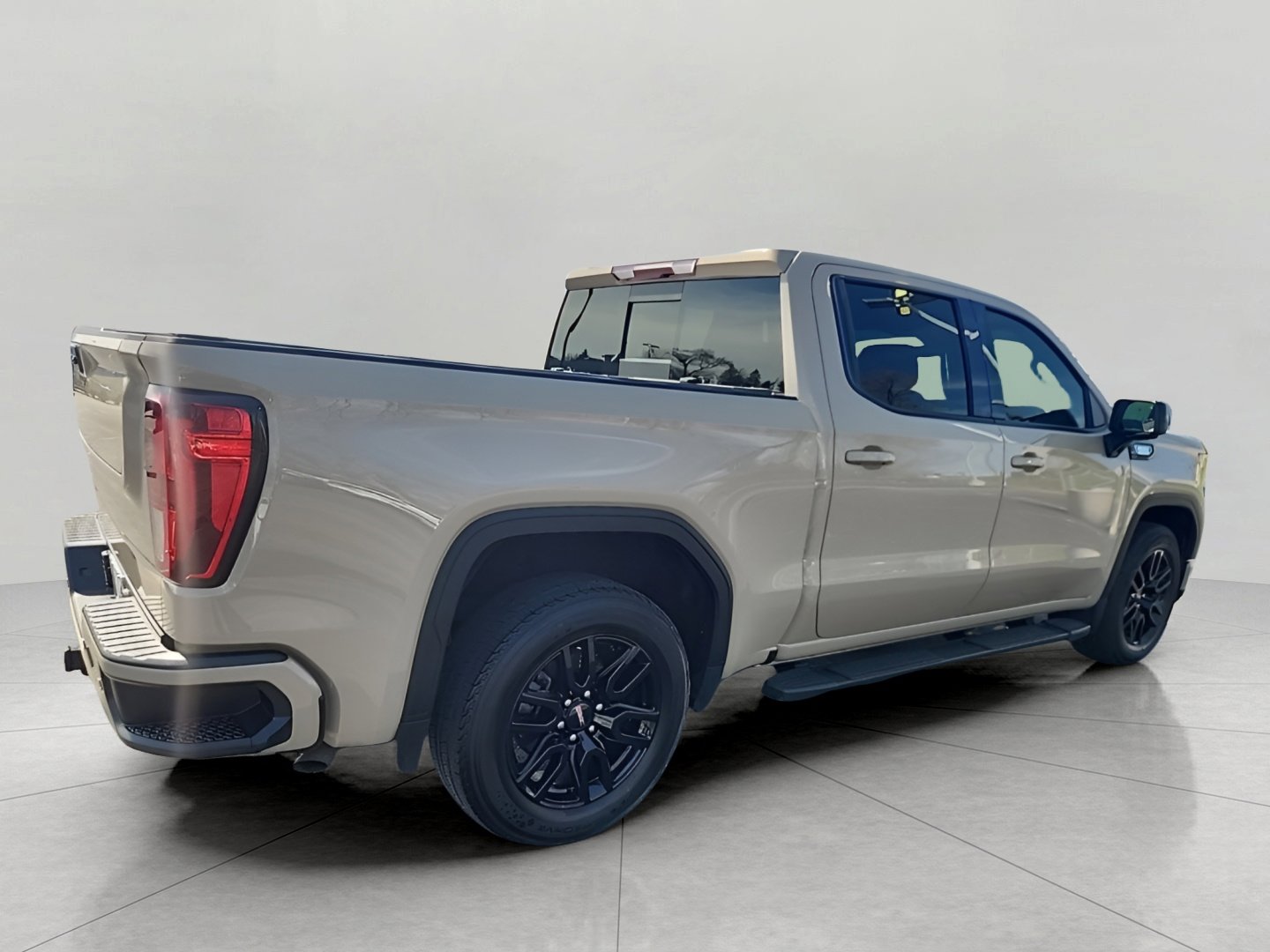 Used 2022 GMC Sierra 1500 Elevation w/ Elevation Premium Package image 6