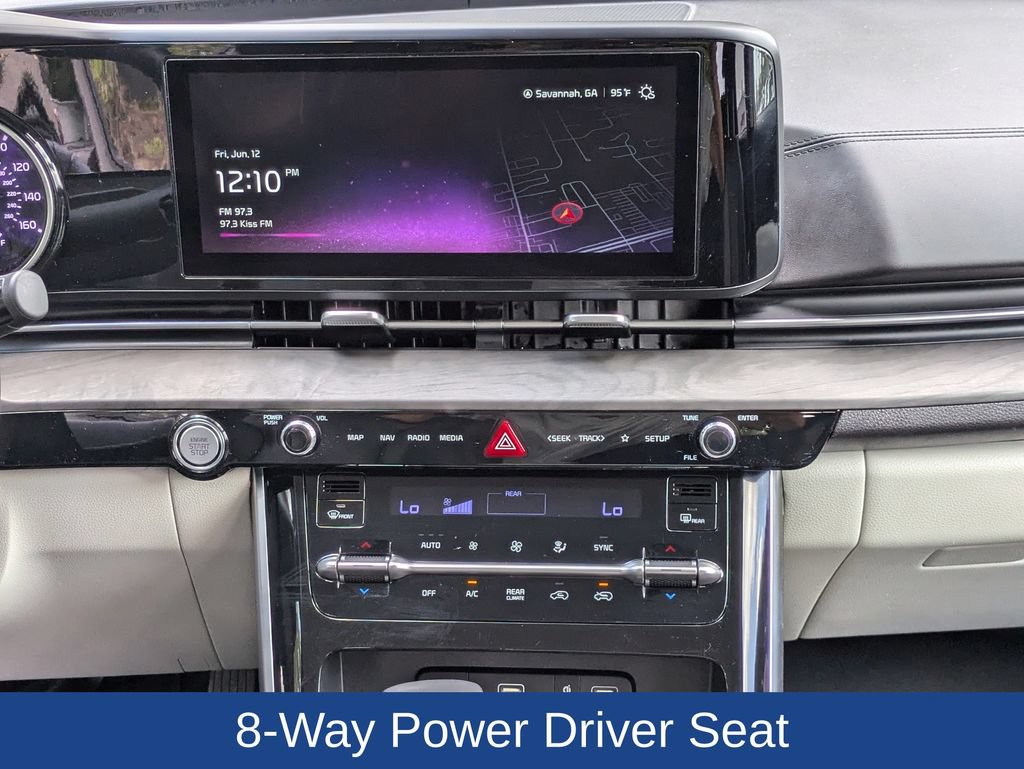 Used 2024 Kia Carnival EX FWD image 21