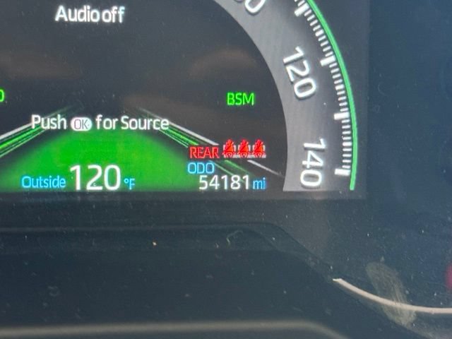Used 2024 Toyota RAV4 XLE FWD image 18