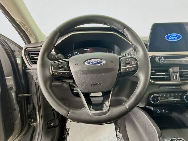 Certified 2022 Ford Escape SE w/ SE Sport Appearance Package image 11