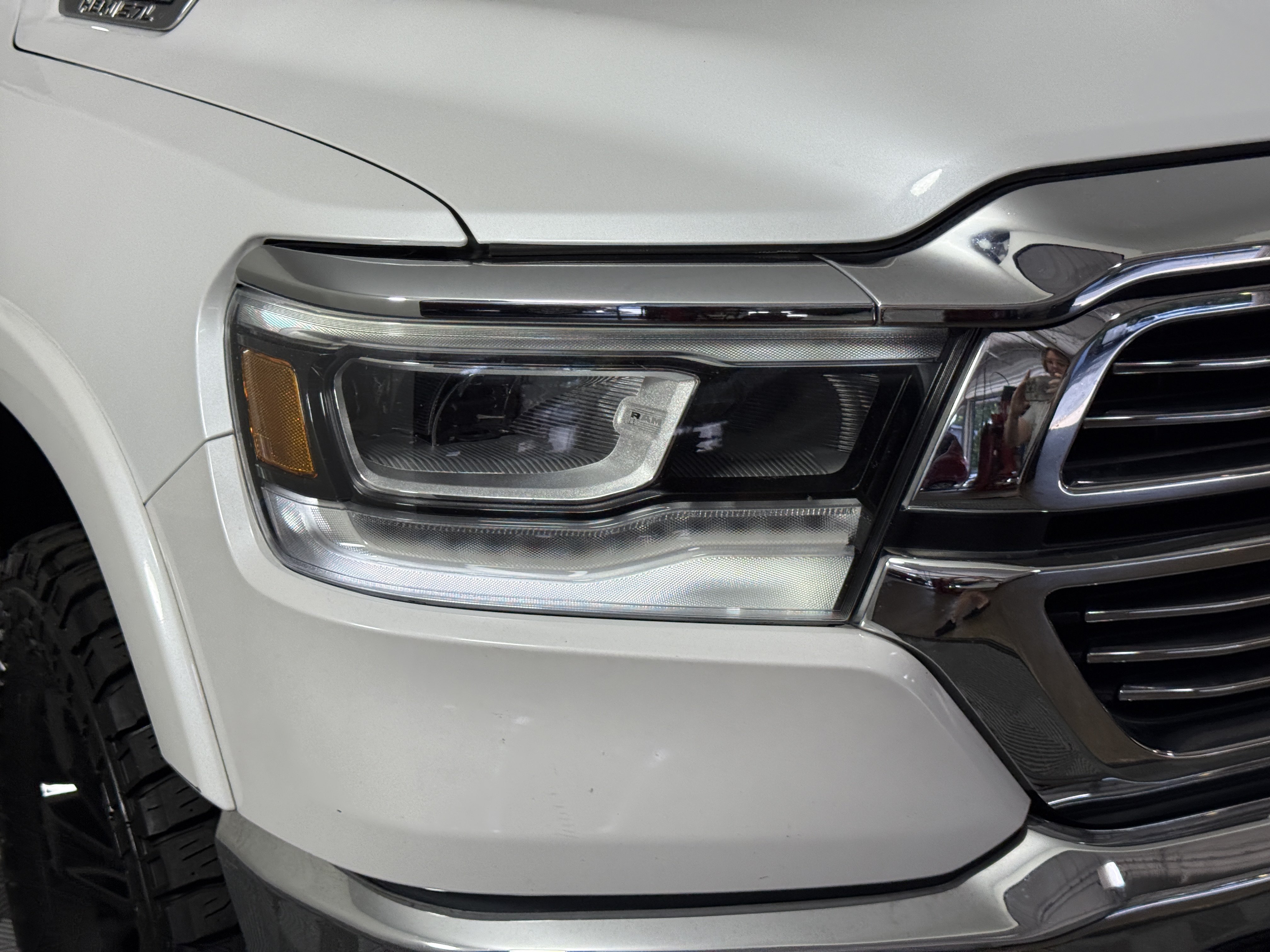 Used 2020 RAM 1500 Laramie RWD image 7