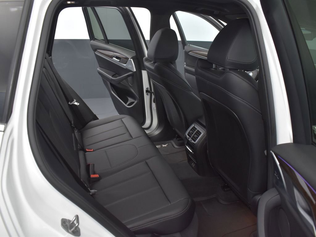 Used 2024 BMW X3 xDrive30i image 14