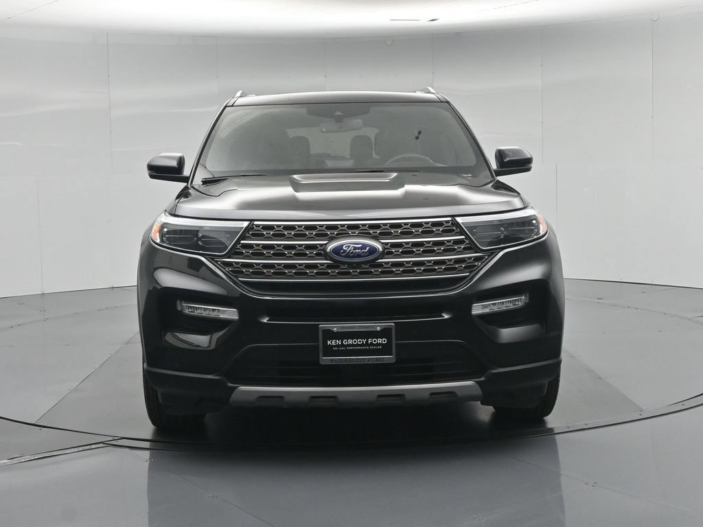 Certified 2023 Ford Explorer King Ranch w/ Technology Package AWD/4WD image 32