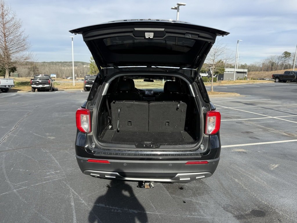 Certified 2023 Ford Explorer XLT w/ Equipment Group 202A image 9
