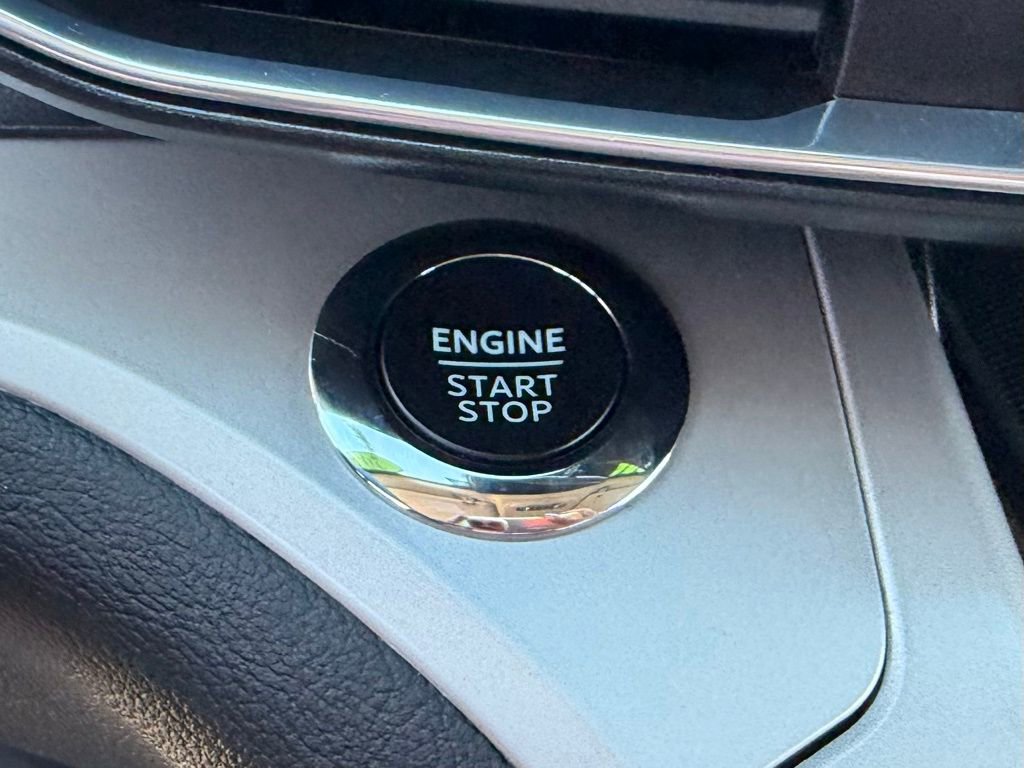 Certified 2023 Ford Explorer XLT w/ Equipment Group 202A image 24