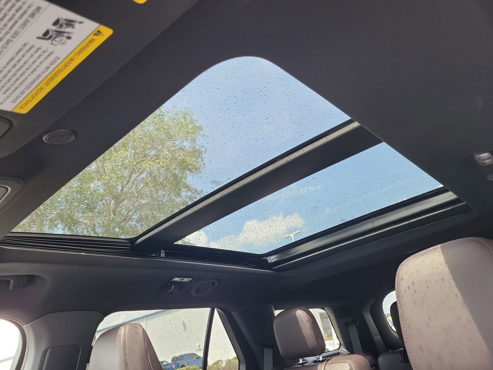 Certified 2025 Ford Explorer Platinum w/ Ultimate Package RWD image 32