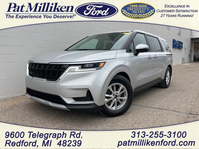 Used 2022 Kia Carnival LX image 5