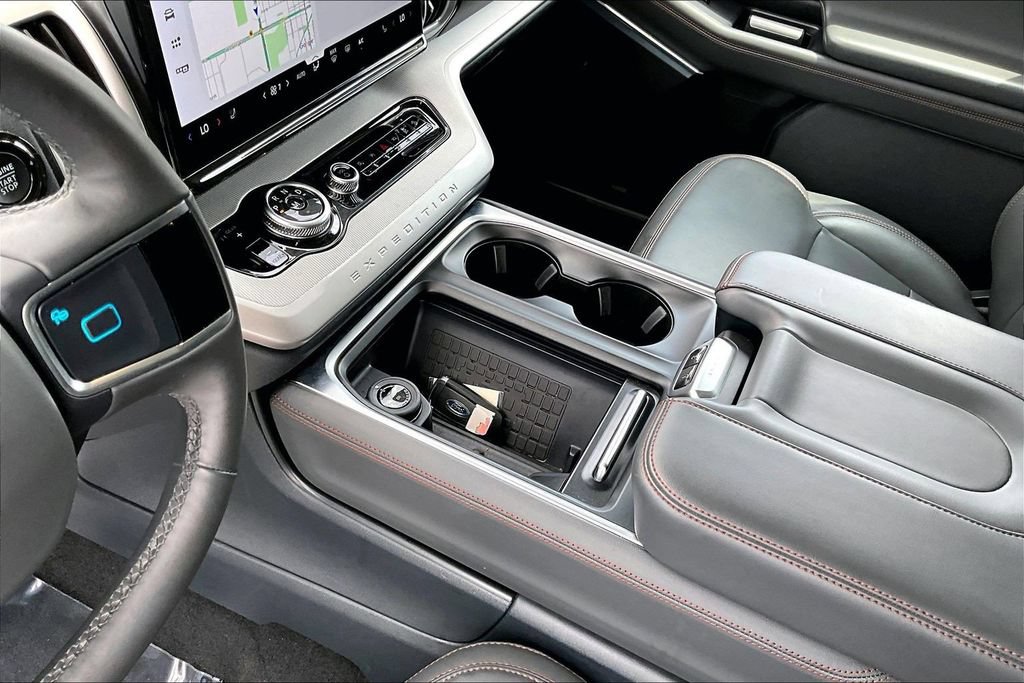 Certified 2025 Ford Expedition Max Active AWD/4WD image 16