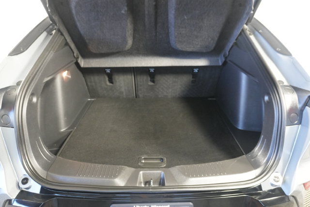 Used 2024 Buick Envista Sport Touring w/ Convenience I Package FWD image 31