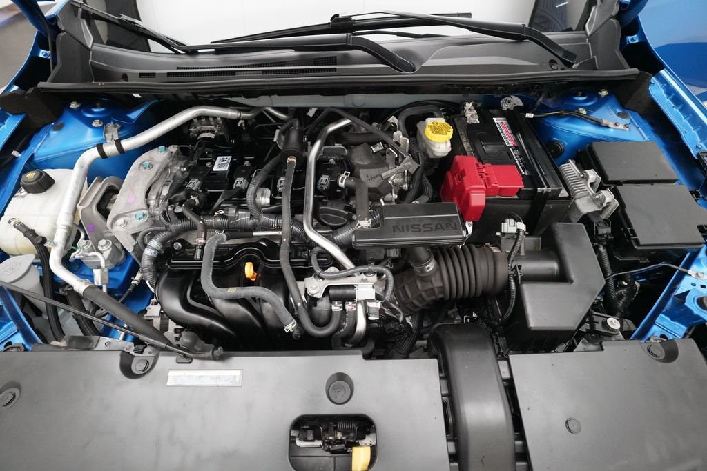 Used 2025 Nissan Sentra SV FWD image 3