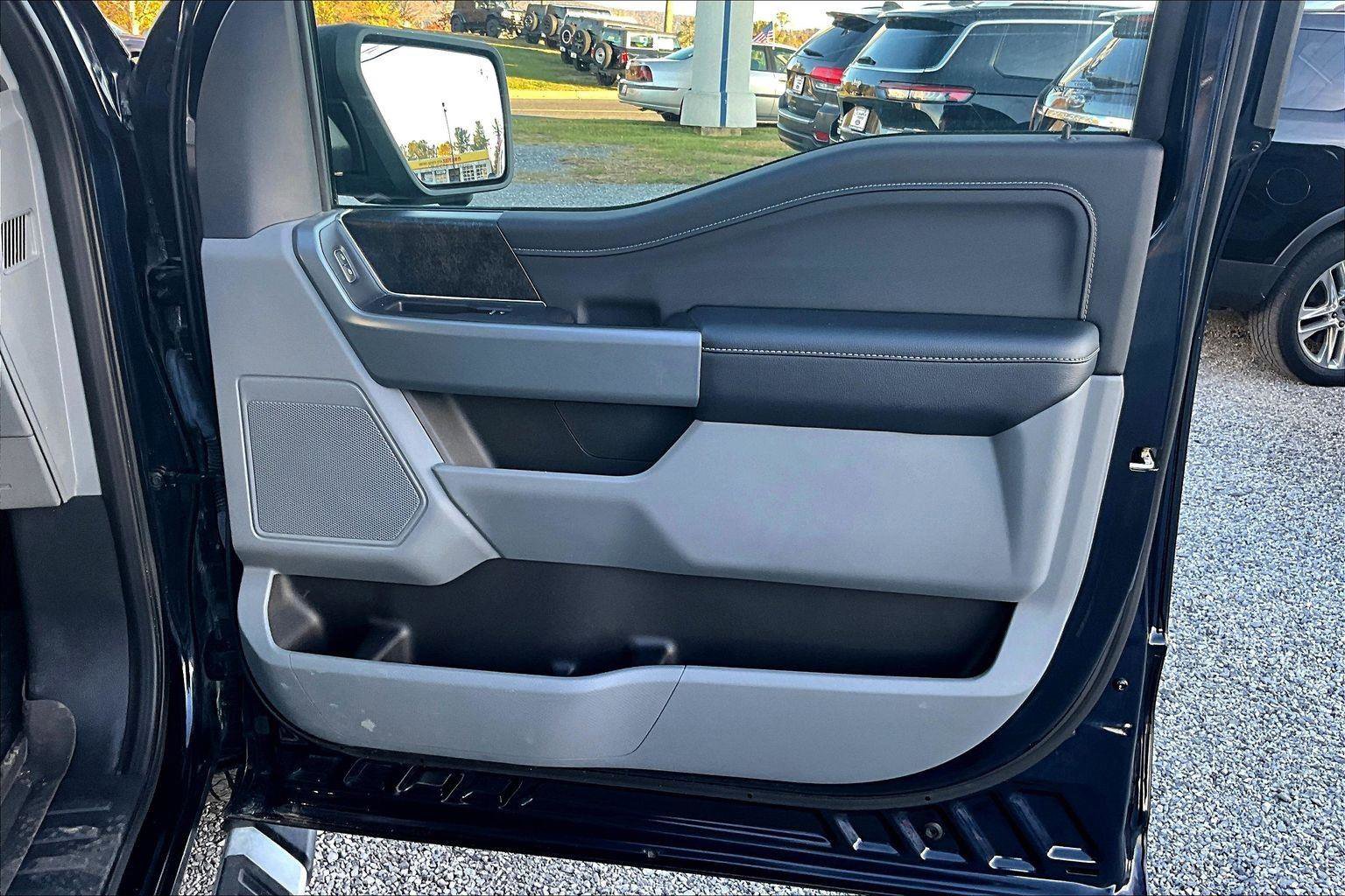 Certified 2022 Ford F150 XLT w/ Equipment Group 302A High image 17