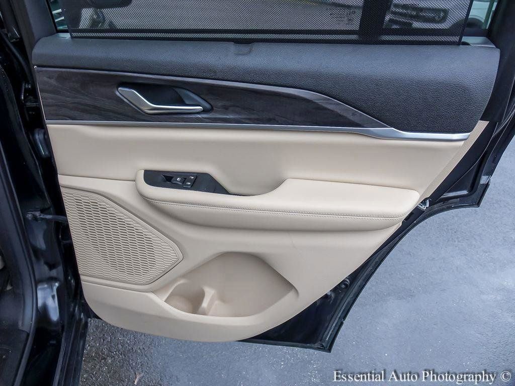 Used 2023 Jeep Grand Cherokee Limited w/ Luxury Tech Group II AWD/4WD image 25