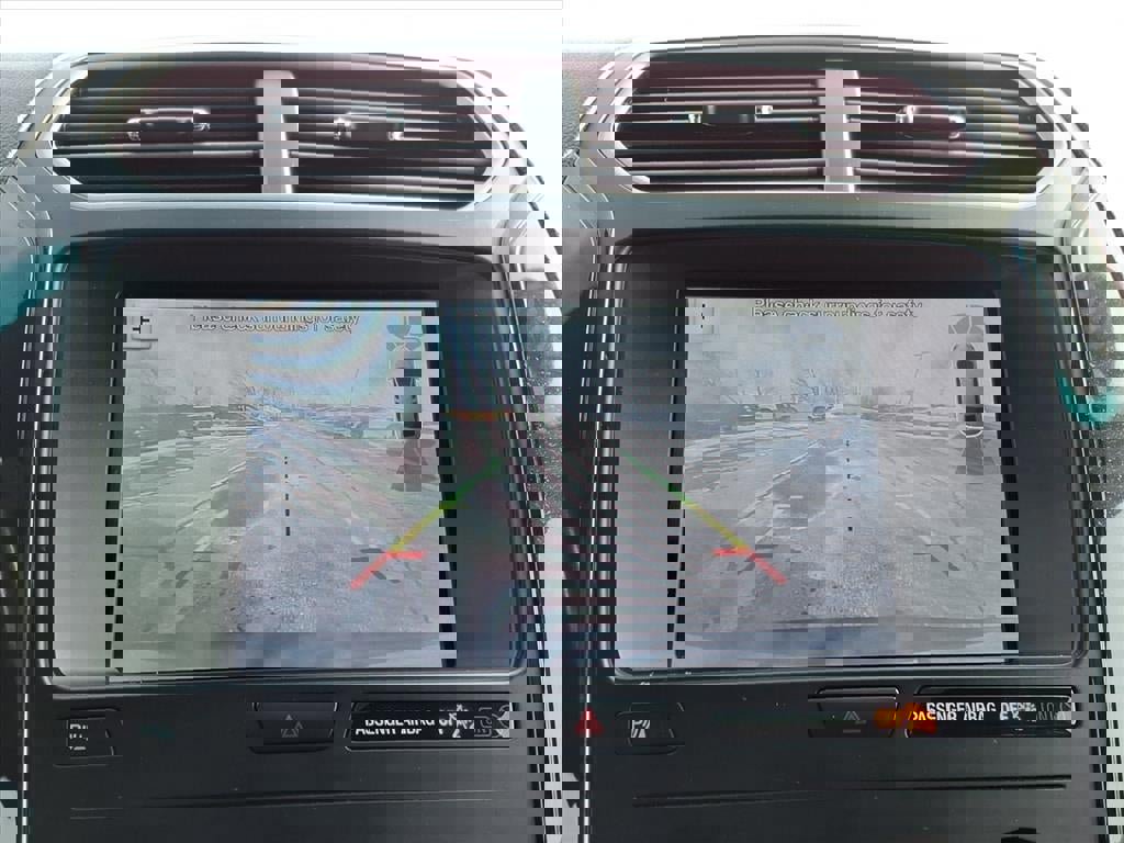 Certified 2019 Ford Explorer XLT w/ Equipment Group 202A image 18