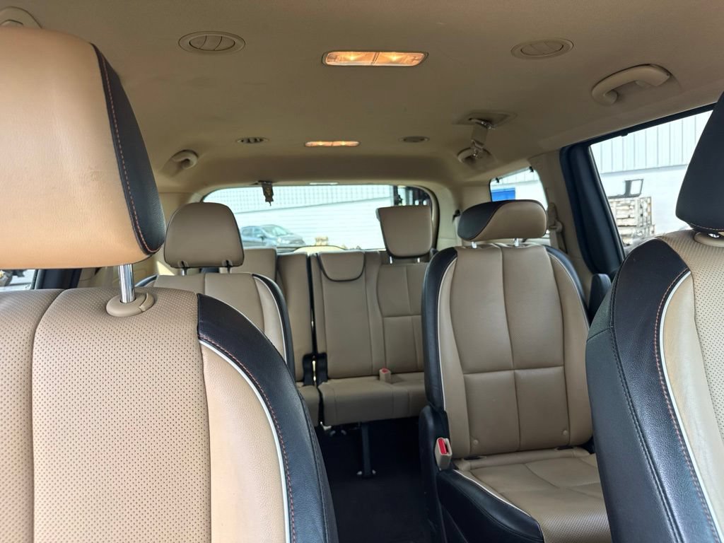 Used 2018 Kia Sedona LX w/ LX Essentials Premium Package FWD image 37