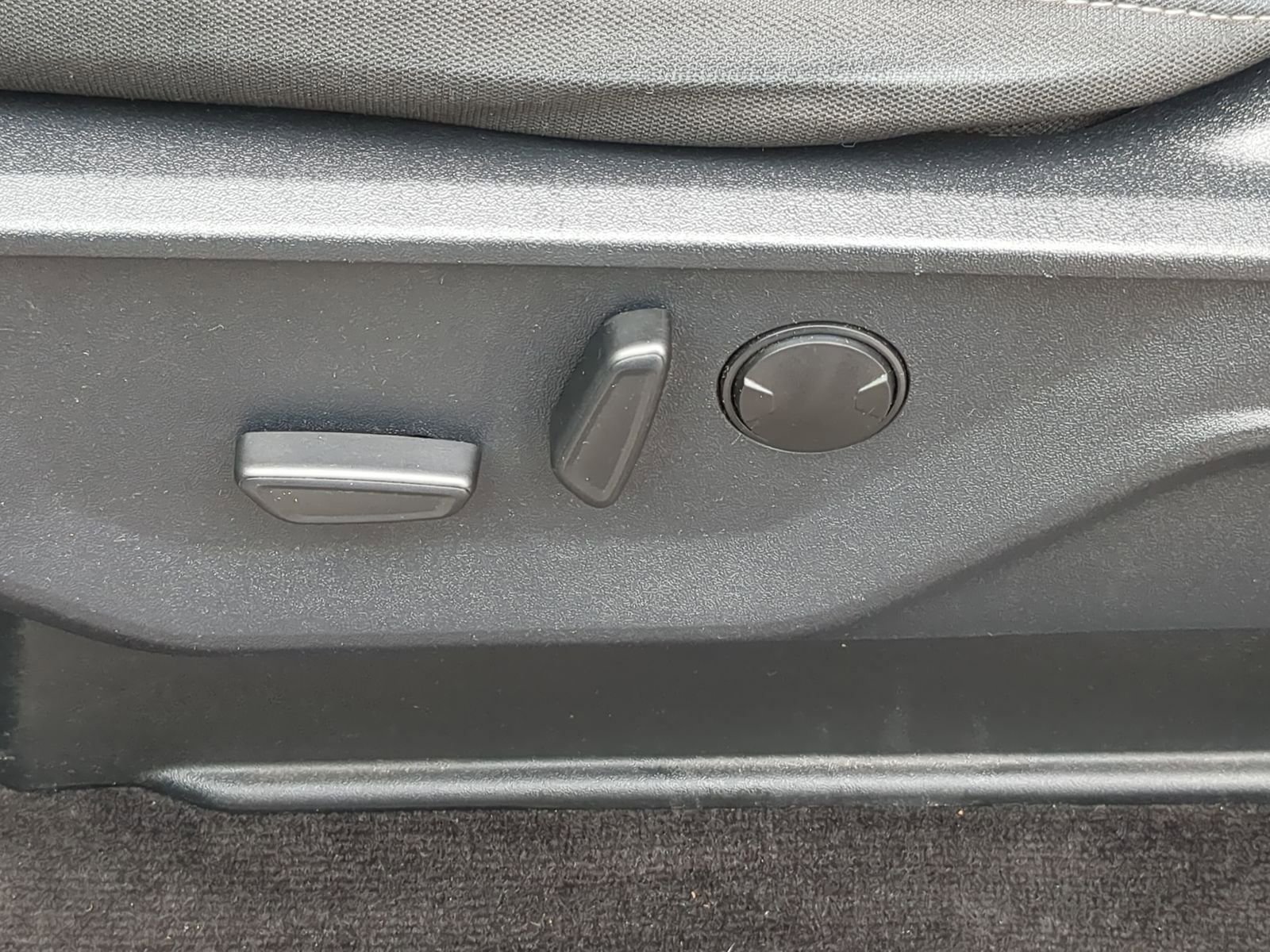 Certified 2022 Ford F150 XLT w/ Equipment Group 302A High image 23