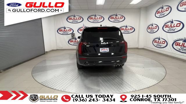 Used 2022 Kia Telluride SX w/ SX Prestige Package AWD/4WD image 3