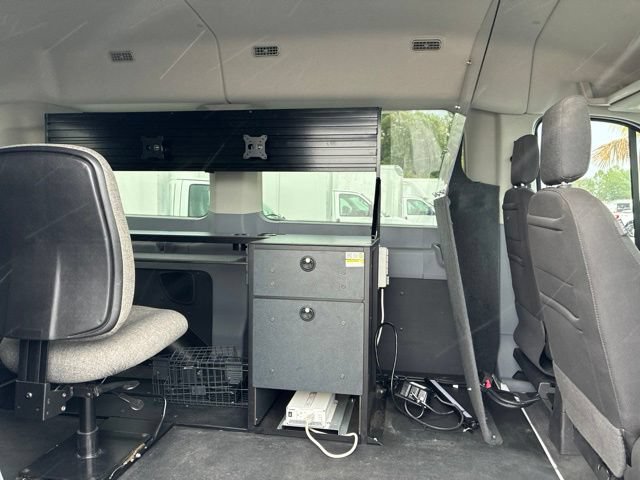 Certified 2019 Ford Transit 150 XLT RWD image 25