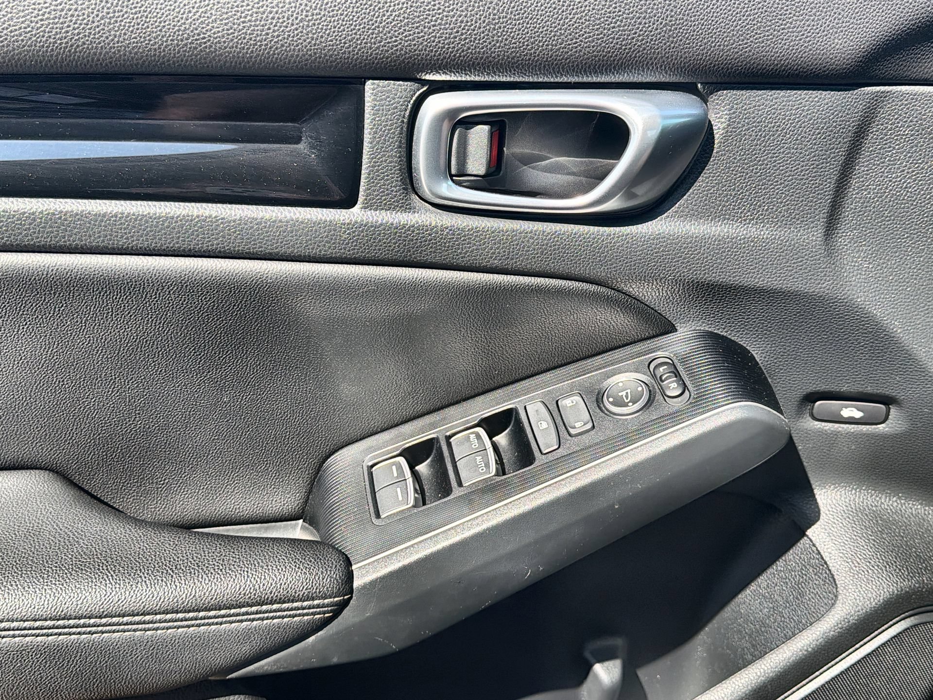 Used 2024 Honda Civic Touring image 13