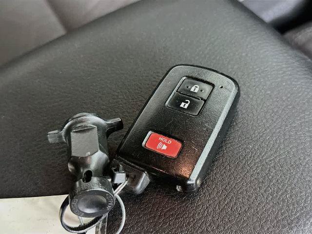 Used 2020 Toyota Tacoma TRD Sport RWD image 21