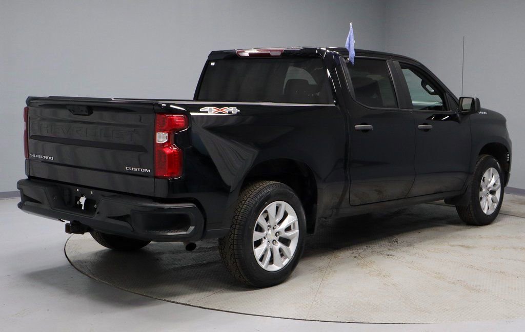 Used 2022 Chevrolet Silverado 1500 Custom image 5