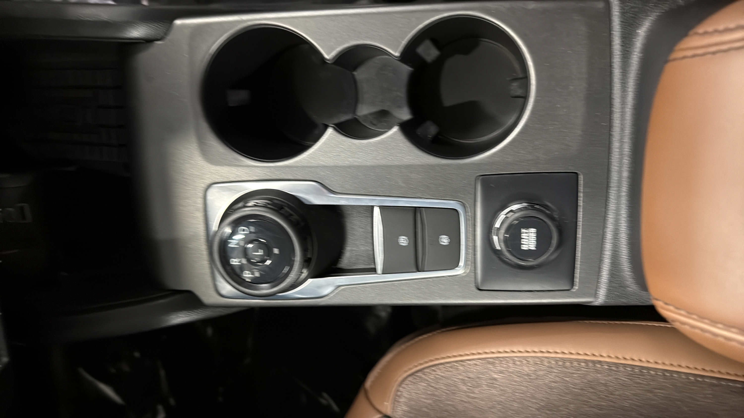 Certified 2025 Ford Bronco Sport Outer Banks w/ Outer Banks Tech Package+ AWD/4WD image 18