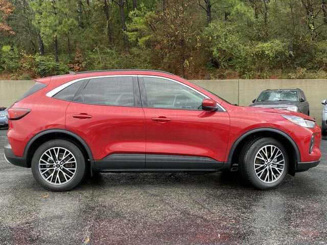 Certified 2023 Ford Escape SE image 2