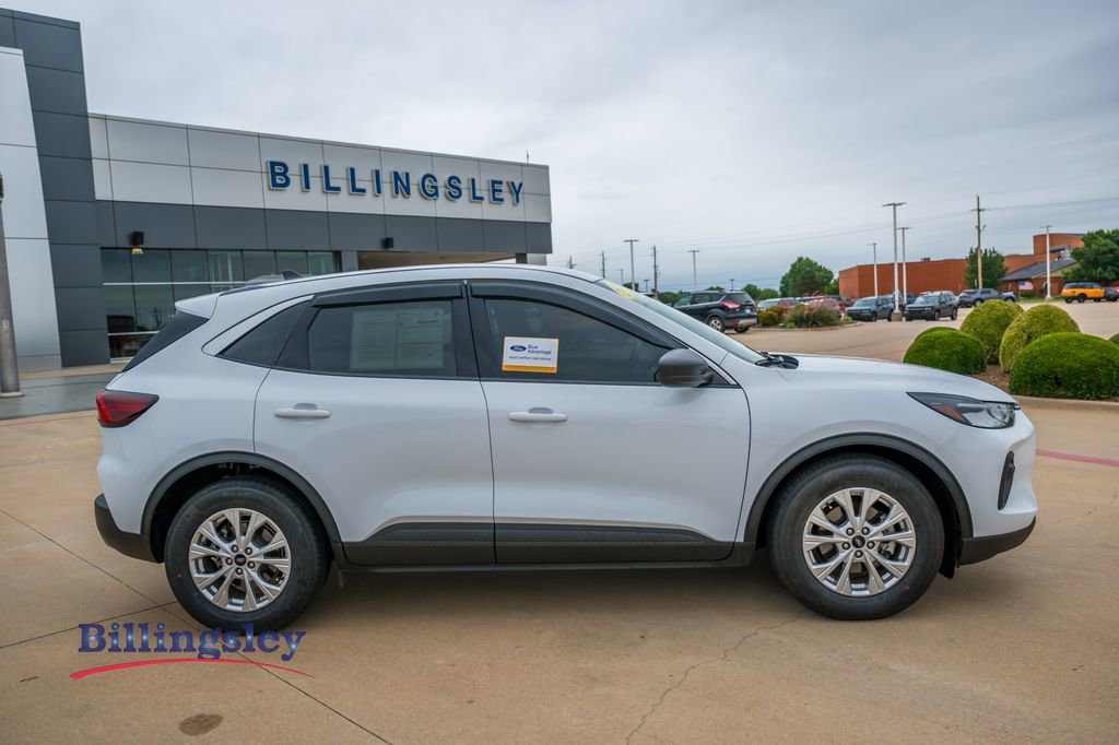 Certified 2023 Ford Escape Active FWD image 8
