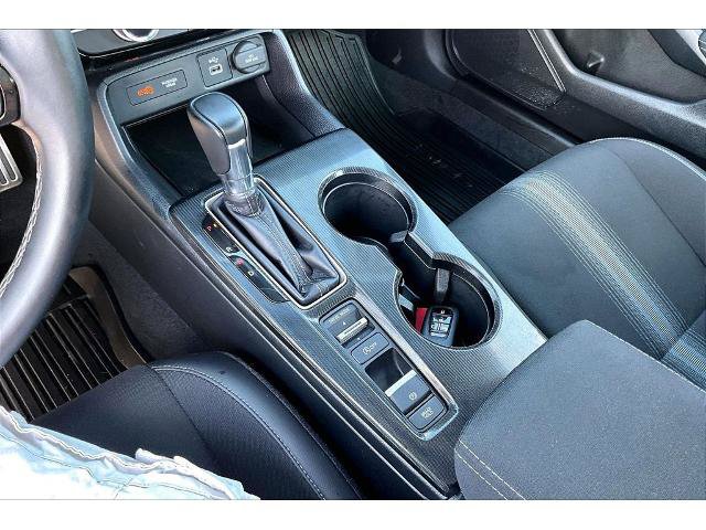Used 2023 Honda Civic Sport image 15
