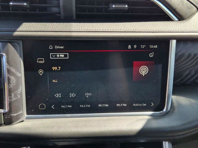 Used 2023 GMC Yukon Denali RWD image 17