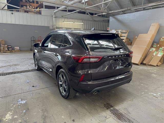 Certified 2023 Ford Escape ST-Line w/ Tech Pack #1 image 3