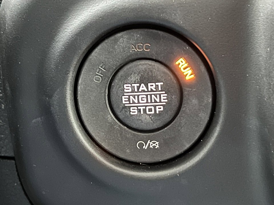 Used 2021 Jeep Wrangler Unlimited Sport image 29