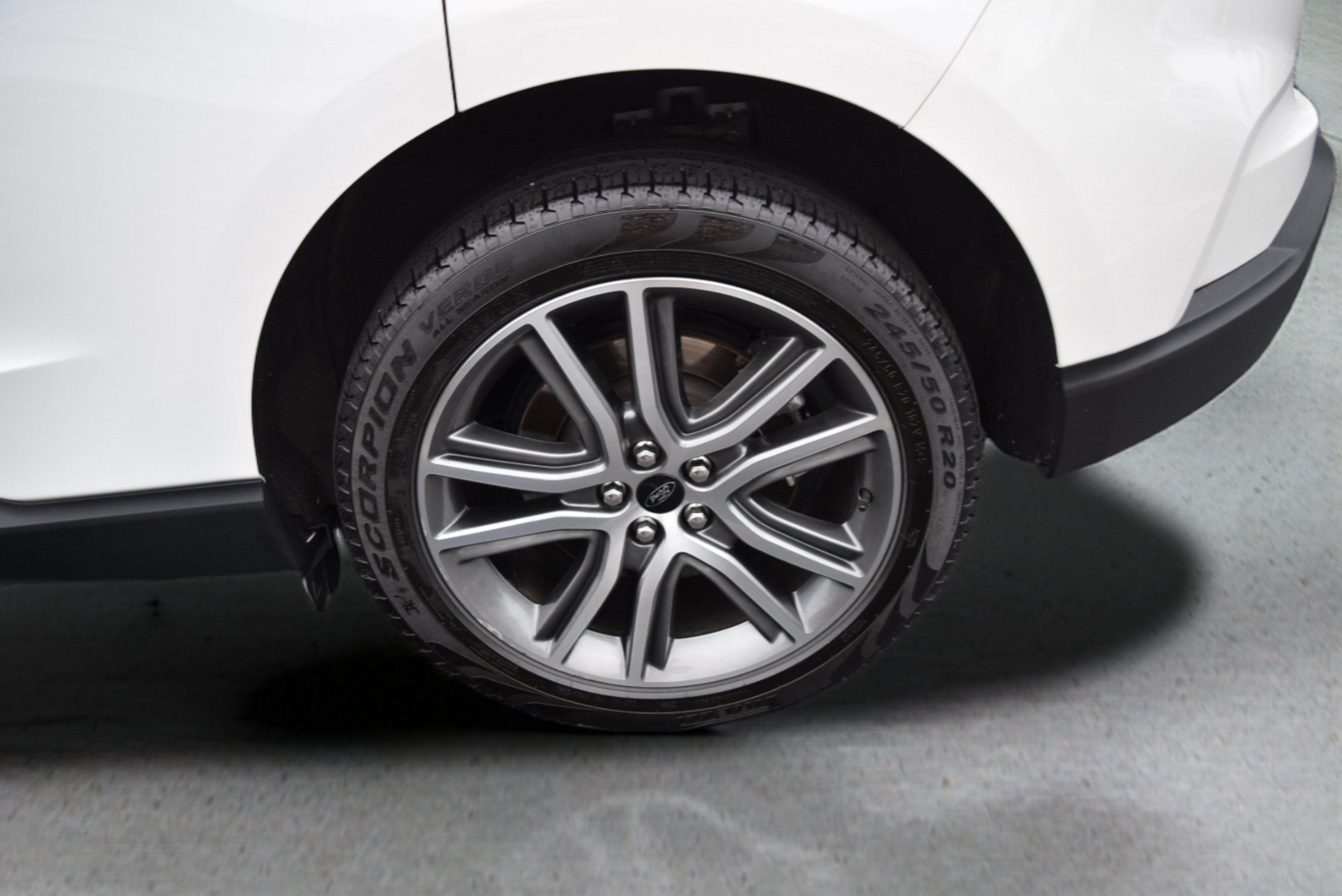 Certified 2024 Ford Edge Titanium AWD/4WD image 7