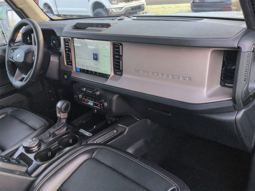 Certified 2025 Ford Bronco Outer Banks image 30