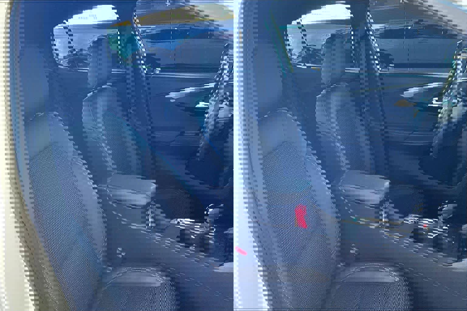 Used 2025 Buick Envista Preferred w/ Convenience I Package image 10