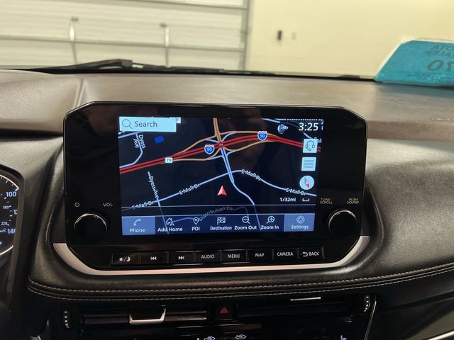 Used 2023 Nissan Rogue SL w/ SL Premium Package image 13