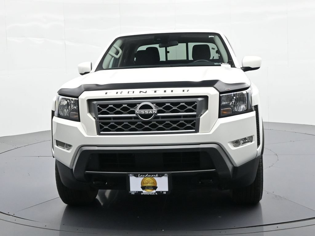 Used 2022 Nissan Frontier SV AWD/4WD image 3