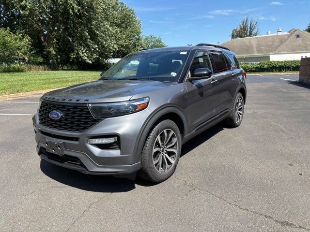 Certified 2023 Ford Explorer ST-Line w/ Class IV Trailer Tow Package