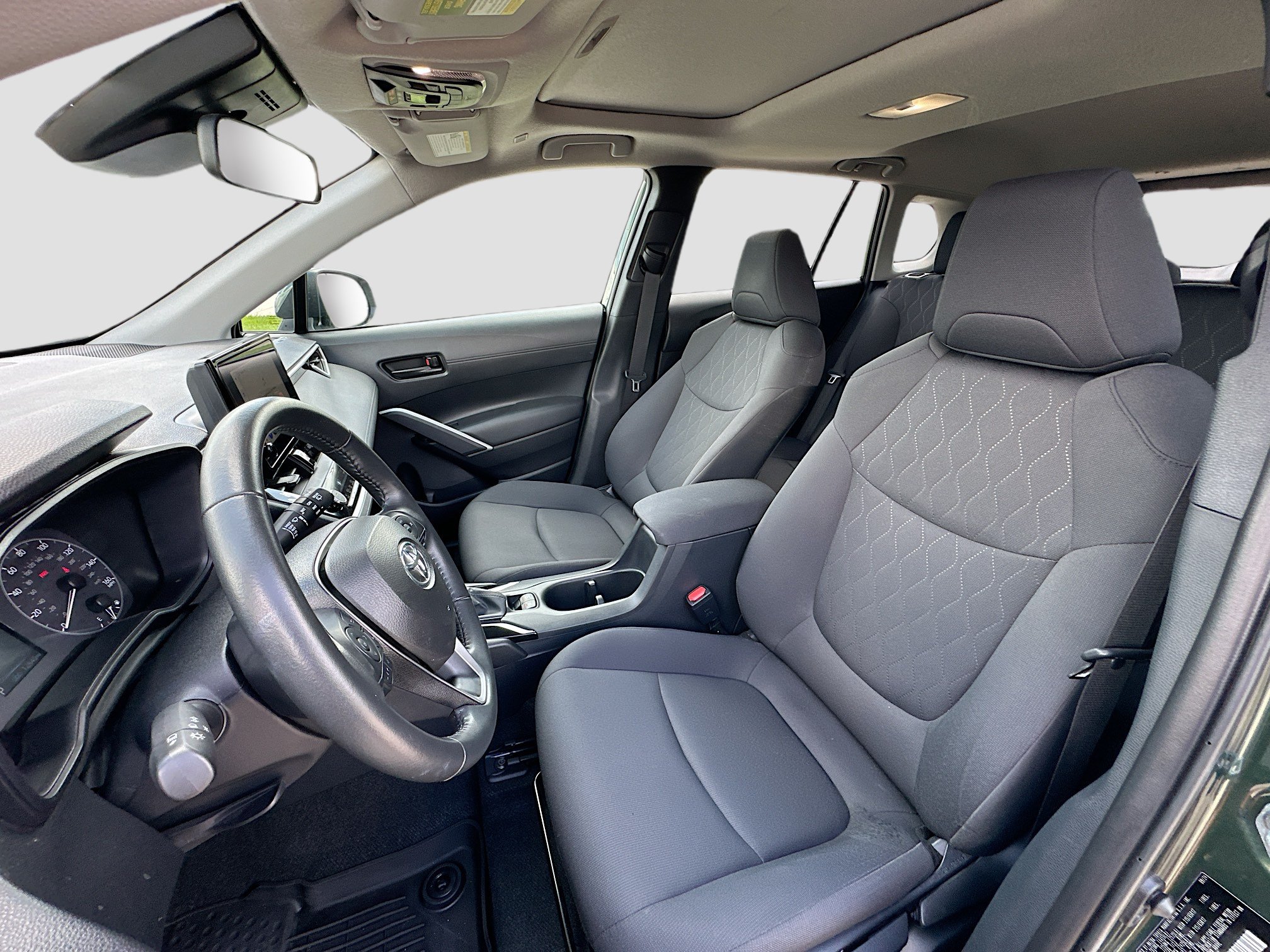 Used 2024 Toyota Corolla Cross LE w/ Moonroof Package AWD/4WD image 20