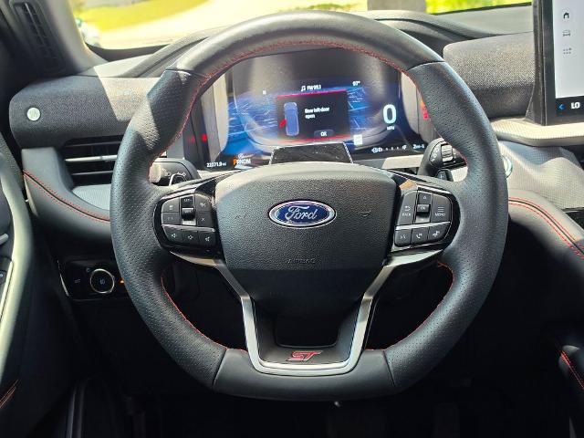 Certified 2025 Ford Explorer ST RWD image 22
