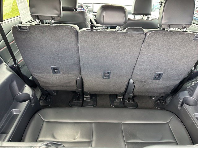 Certified 2025 Ford Explorer ST-Line w/ Premium Package AWD/4WD image 11