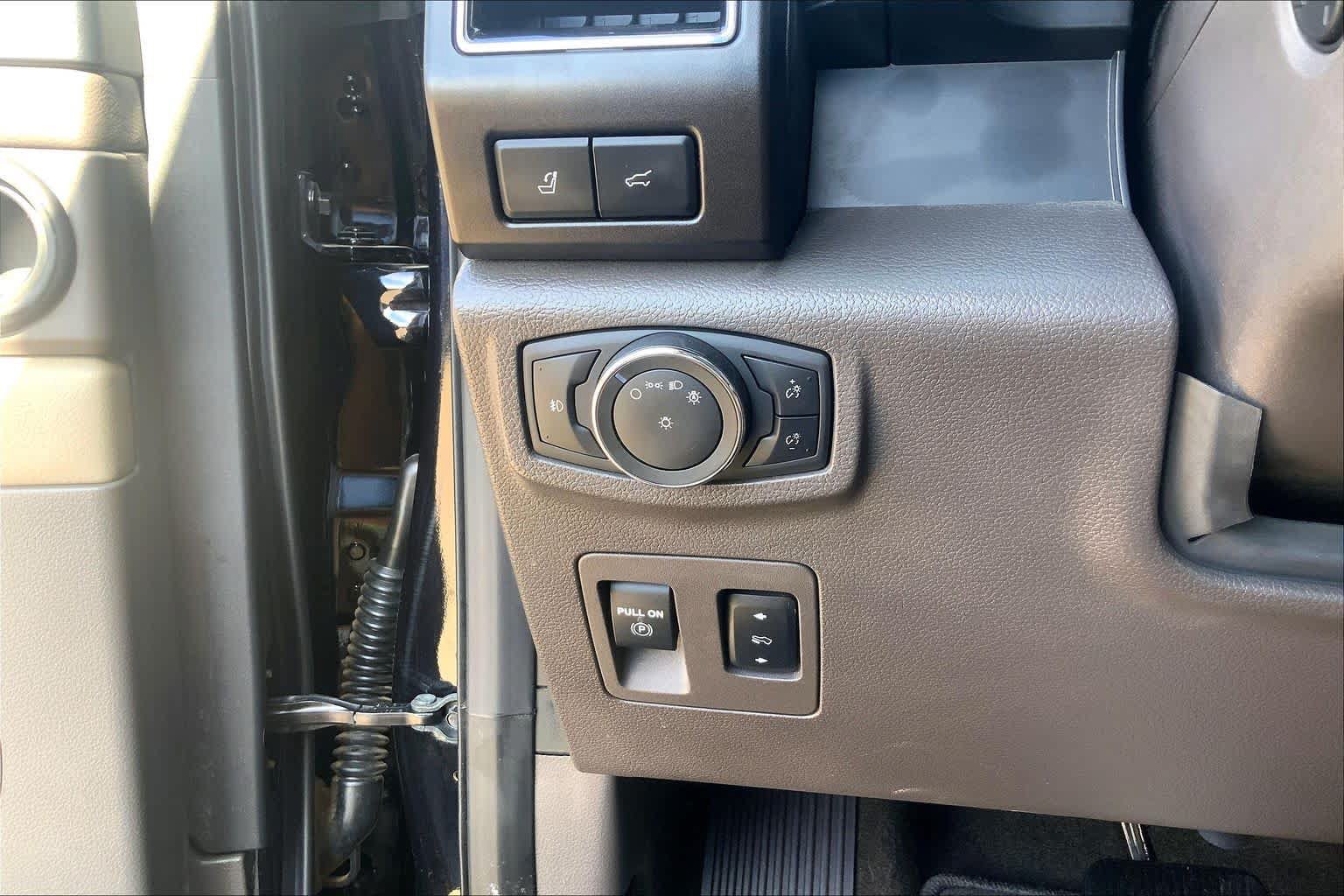 Certified 2020 Ford Expedition Limited w/ Equipment Group 302A RWD image 36