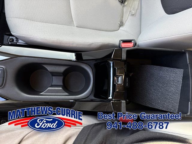 Used 2020 Toyota Corolla LE FWD image 19