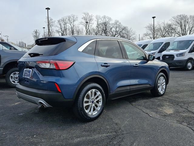 Certified 2020 Ford Escape SE image 4