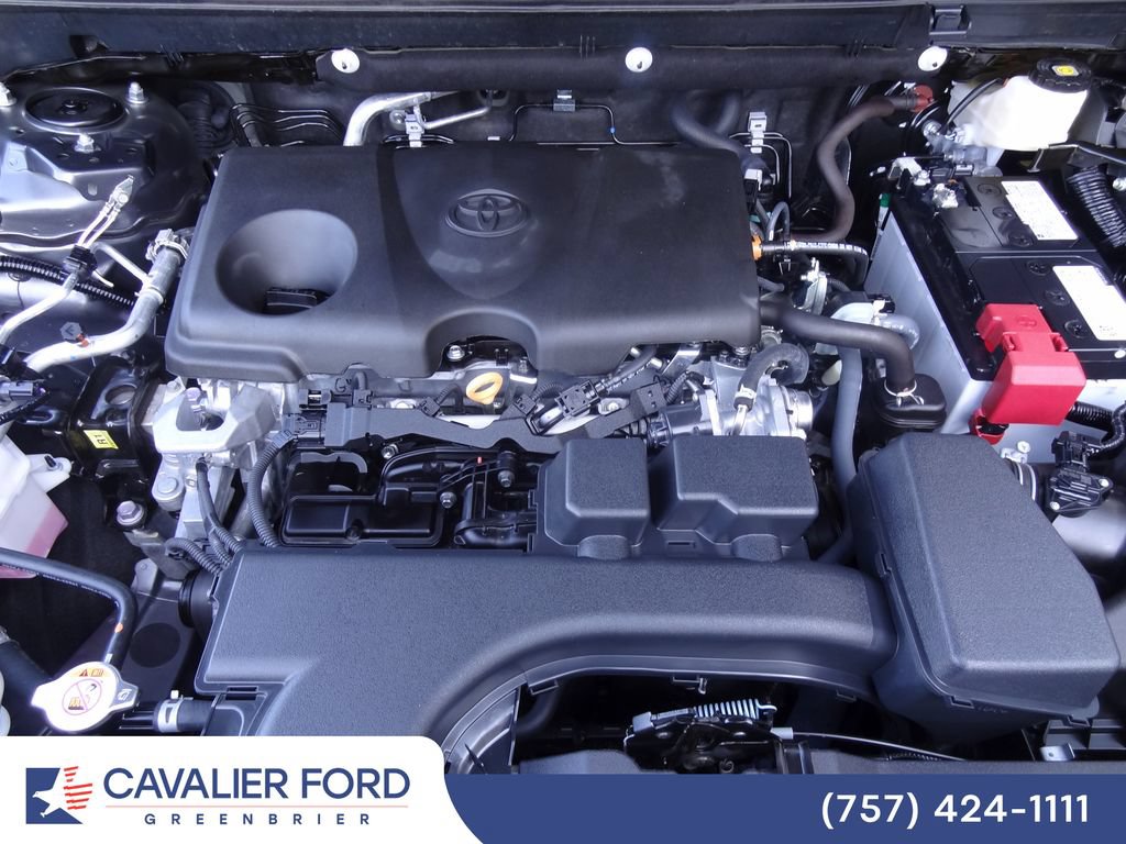 Used 2025 Toyota RAV4 XLE w/ Convenience Package AWD/4WD image 33