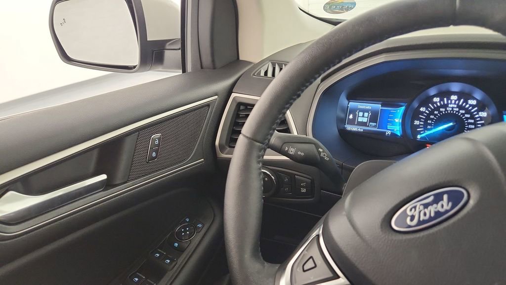 Certified 2022 Ford Edge SEL w/ Convenience Package image 21